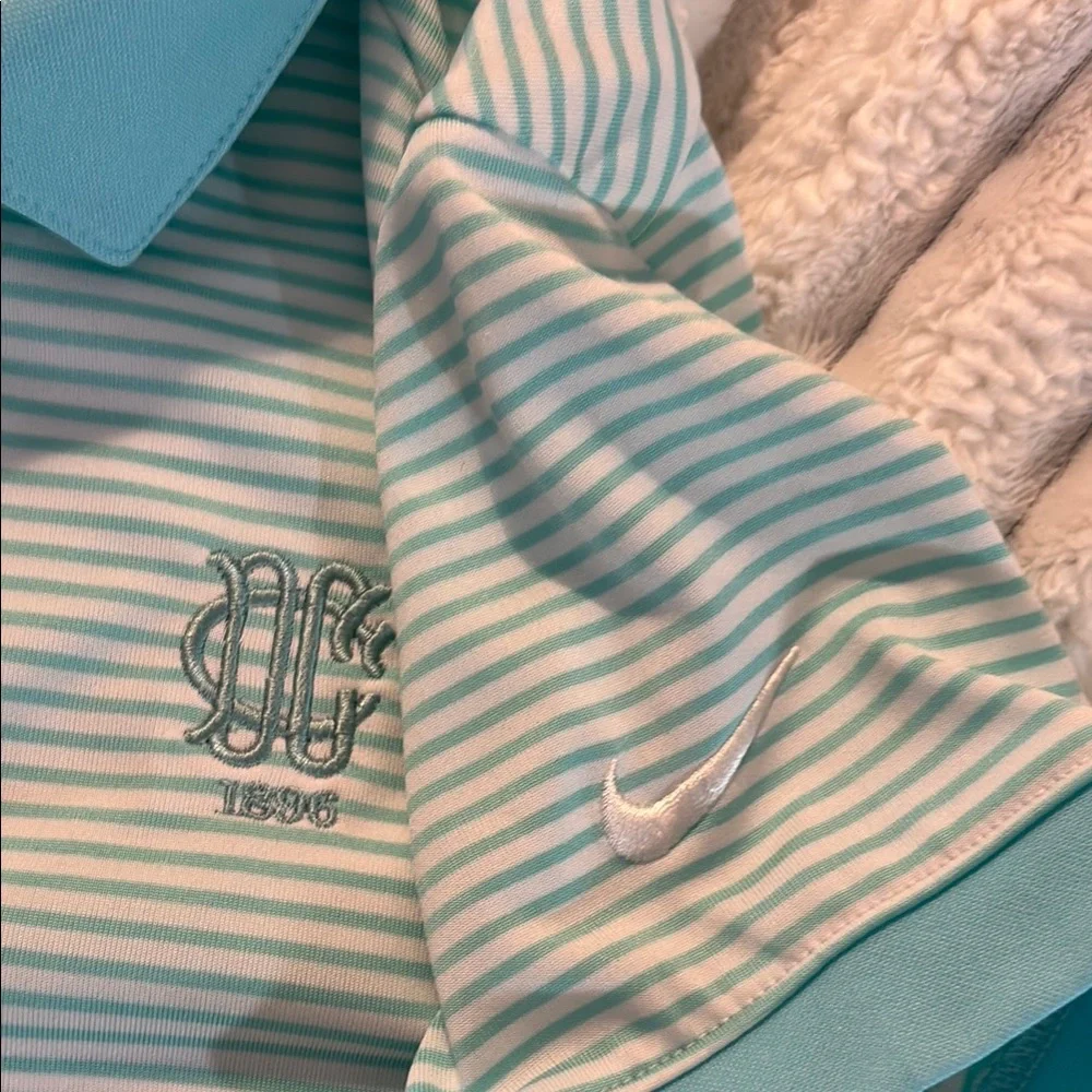 Nike Blue Blouse Moisture-Wicking Athletic Style